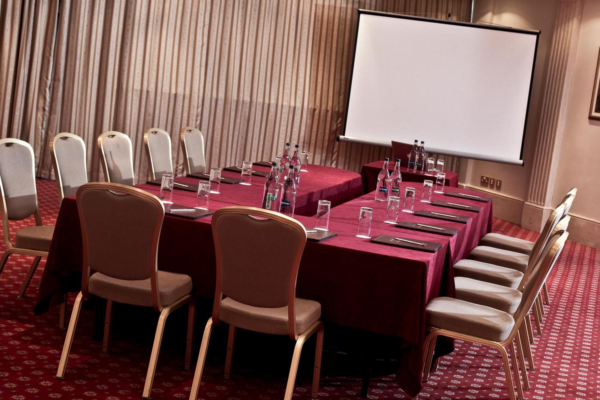 The Casa Hotel, Sure Hotel Collection By Best Western Yateley Εξωτερικό φωτογραφία