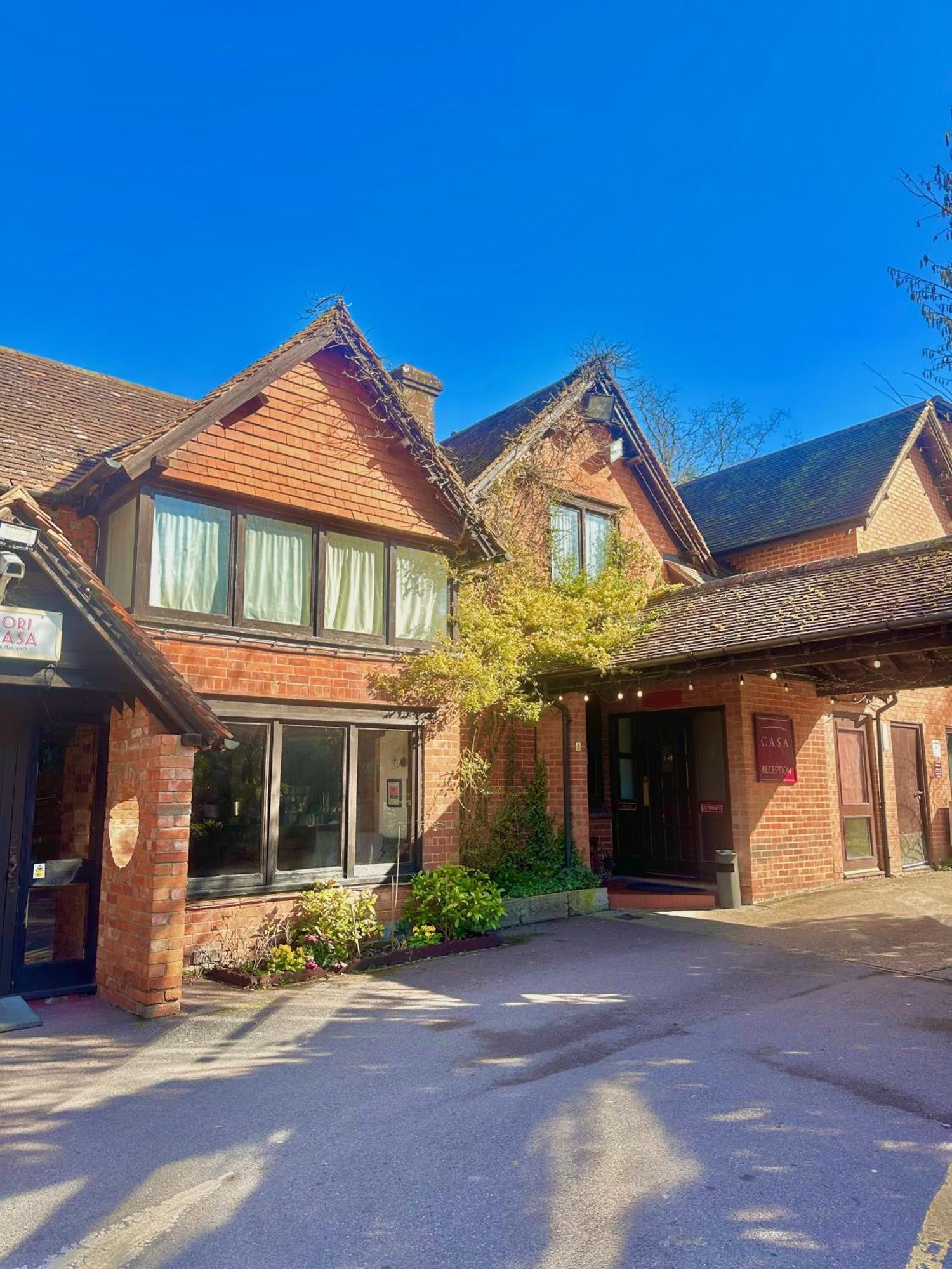 The Casa Hotel, Sure Hotel Collection By Best Western Yateley Εξωτερικό φωτογραφία