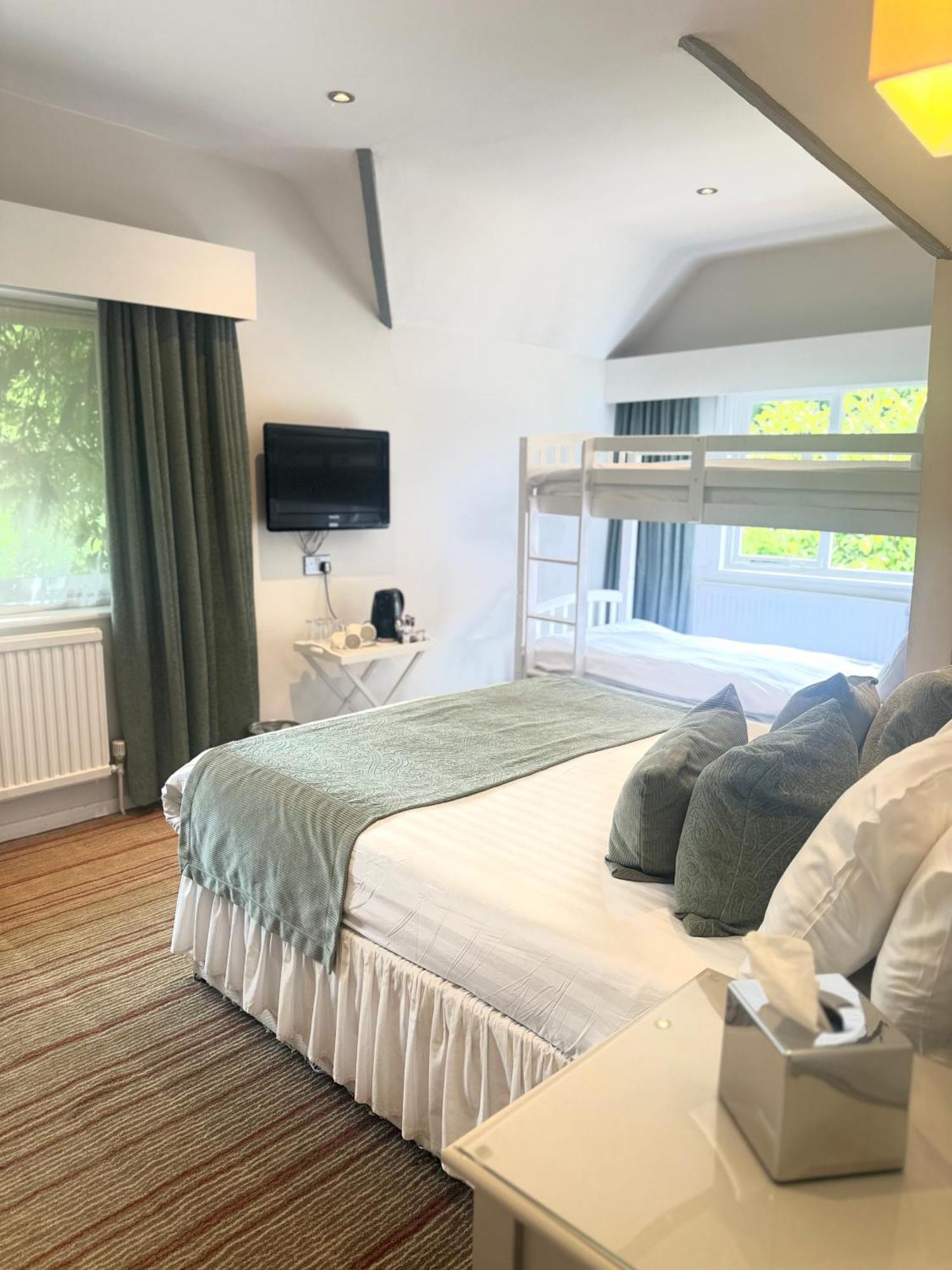 The Casa Hotel, Sure Hotel Collection By Best Western Yateley Εξωτερικό φωτογραφία