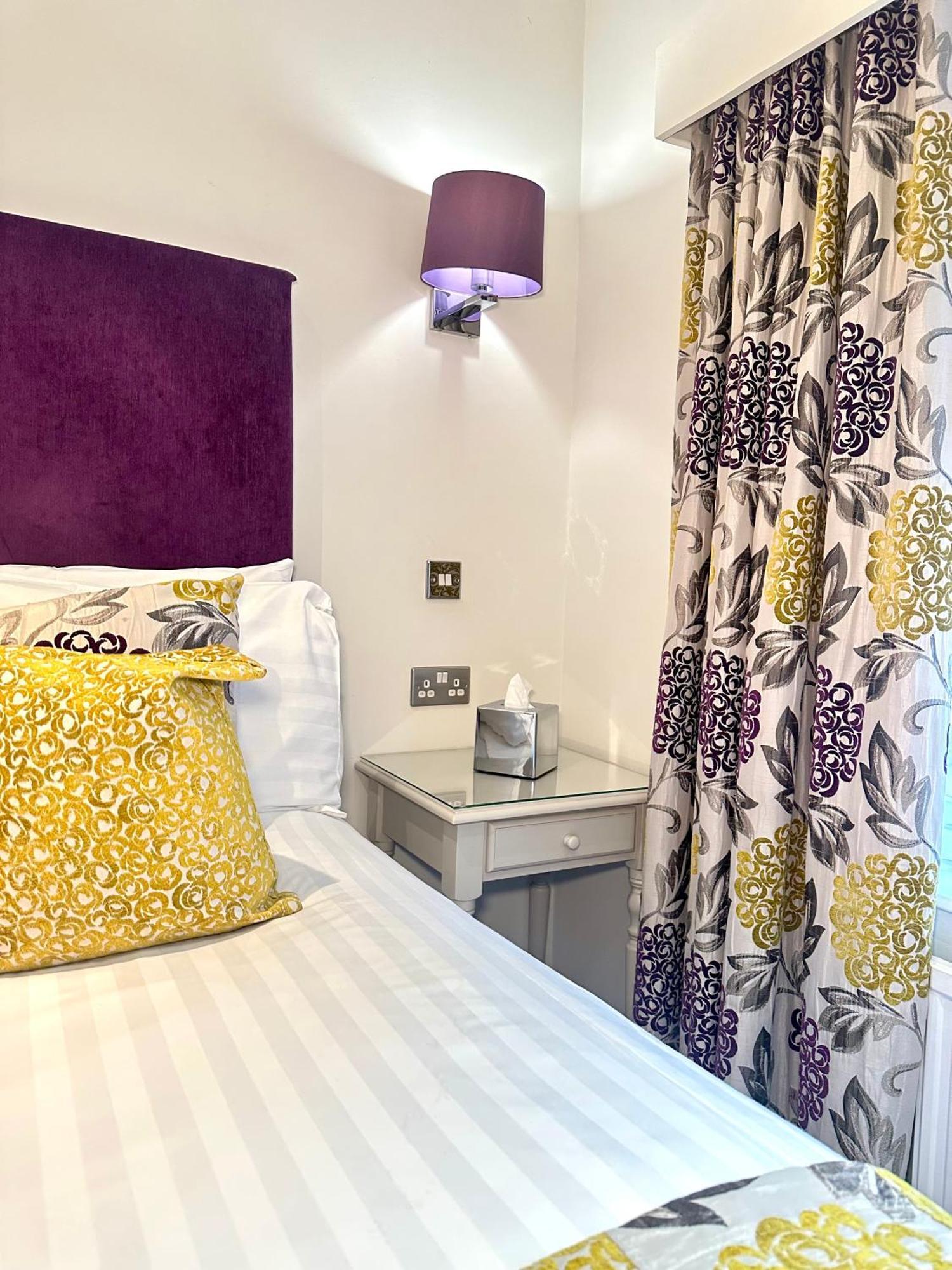 The Casa Hotel, Sure Hotel Collection By Best Western Yateley Εξωτερικό φωτογραφία