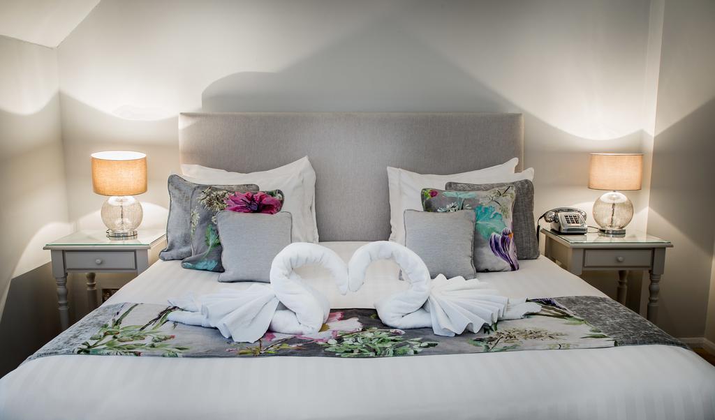 The Casa Hotel, Sure Hotel Collection By Best Western Yateley Εξωτερικό φωτογραφία